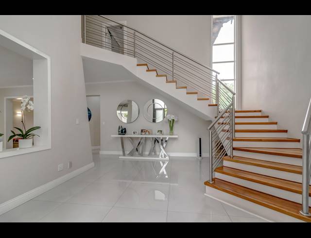5 BEDROOM HOUSE FOR SALE IN DAINFERN VALLEY ESTATE
